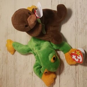 Vintage Pair Ty Beanie Babies Smoochy the Frog '97 & Seaweed the Otter '96 NWT